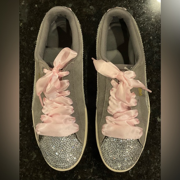 PUMA Classic Suede Trainers women’s Size 9 & SWAVORSKI stones, Pink satin laces - Picture 8 of 8